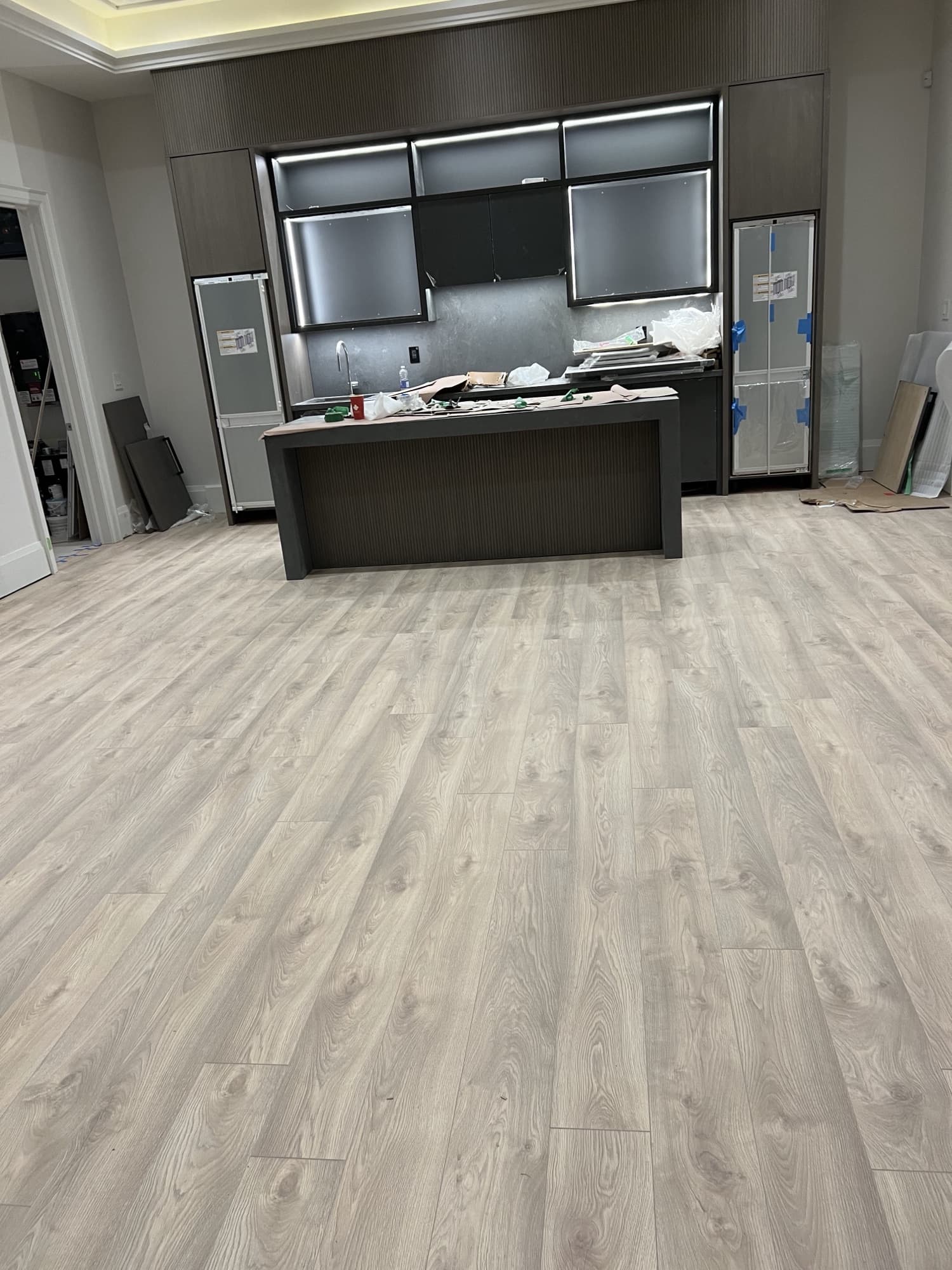 Vinyl / SPC flooring sample